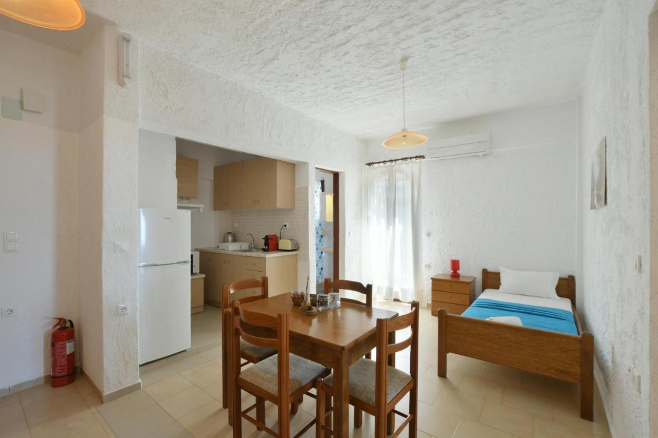 Galini Apartments Achlia Eksteriør billede